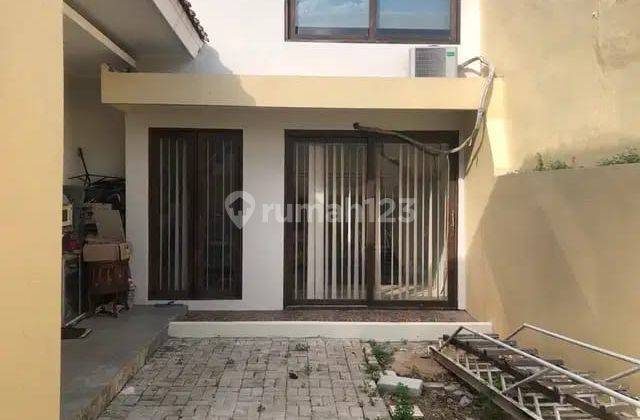 Rumah Bagus 2 Lantai di Harapan Indah Bekasi  2