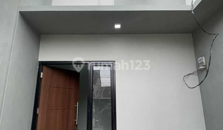 Nice House SHM Harapan Indah, Bekasi 2