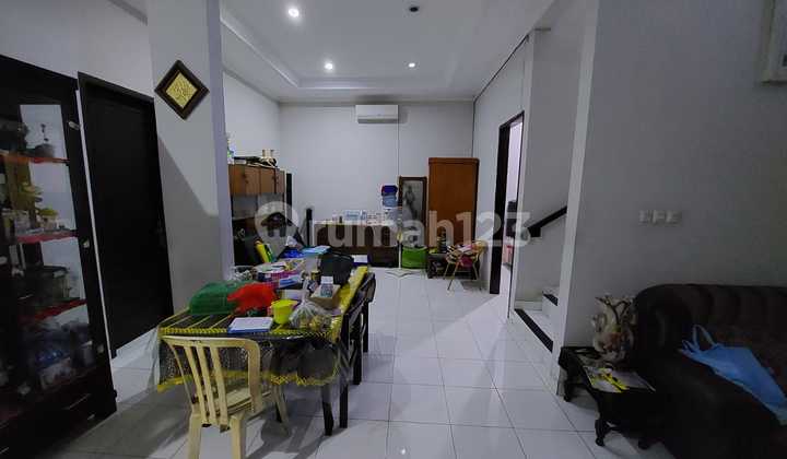 2-Story House with SHM Certificate Near Shopping Center in Kelapa Gading 2