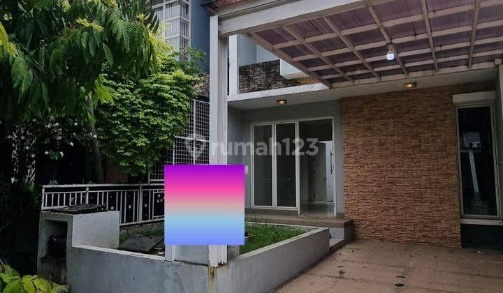 Rumah 2 Lantai Bagus SHM di Harapan Indah Cluster Vasana , Bekasi 2