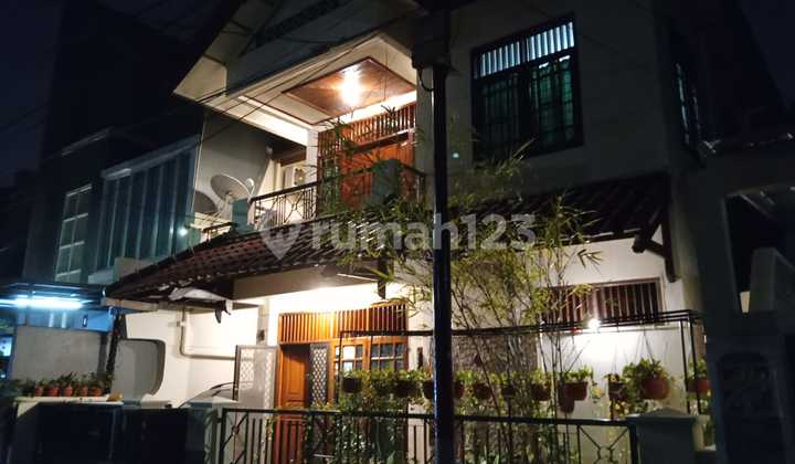 Dijual Rumah Bagus 2 Lt di Rawamangun, Jakarta Timur (andhi) Dijual Rumah Bagus 2 Lt di Rawamangun, Jakarta Timur (andhi)