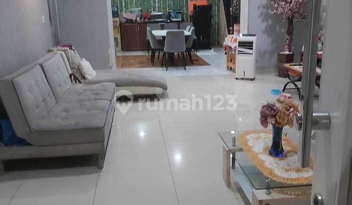 Dijual Rumah Cantik & Bagus di Summarecon Bekasi, Cluster Maple, Bekasi (hansb) 2