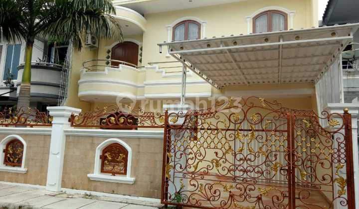 Rumah Bagus & Murah 2 1/2 Lantai Siap Huni di Cakung, Jakarta Timur (hannahi) Rumah Bagus & Murah 2 1/2 Lantai Siap Huni di Cakung, Jakarta Timur (hannahi)