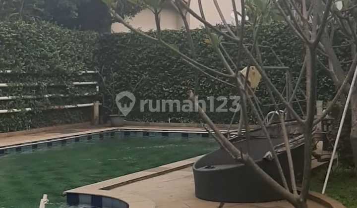 Dijual Rumah Gandeng Hook Bagus 2 Lt di Kemang Pratama Regency, Bekasi (susihi)