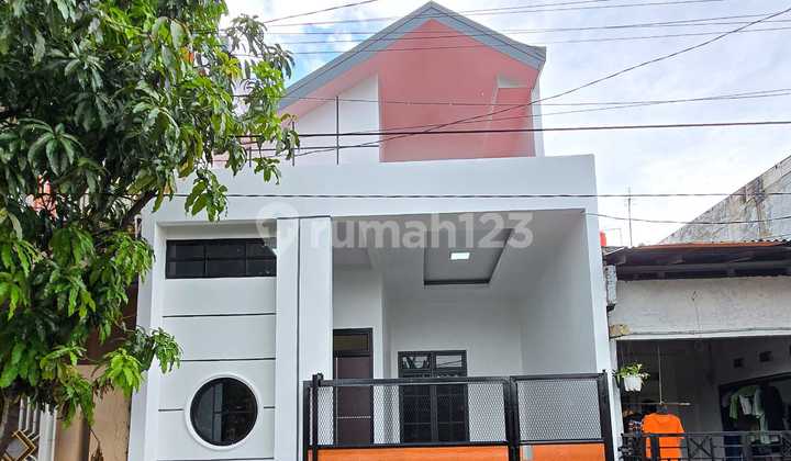 Rumah 2 Lantai HGB Bebas Banjir Siap Huni di Villa Gading Harapan Gerbang Barat, Bekasi Rumah 2 Lantai HGB Bebas Banjir Siap Huni di Villa Gading Harapan Gerbang Barat, Bekasi