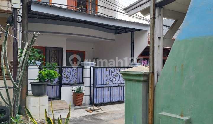 2-Storey House with SHM, Ready to Occupy in Taman Harapan Baru, Bekasi 2