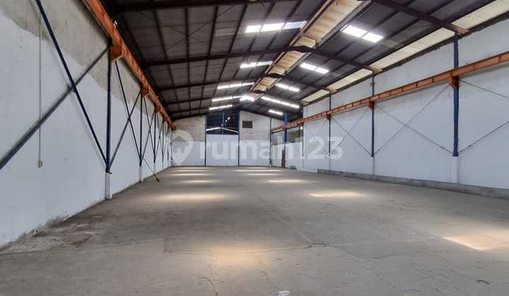 1-Story Warehouse Near Toll Access Ready to Occupy in Cakung, East Jakarta 1-Story Warehouse Near Toll Access Ready to Occupy in Cakung, East Jakarta
