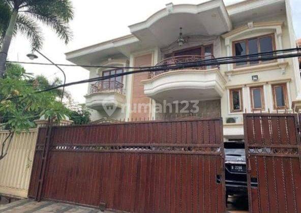 Rumah 2 Lantai Bagus SHM di Sunter Danau Indah, Jakarta Utara 1