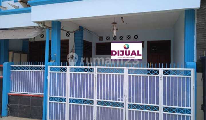 Rumah 2 Lantai SHM Dekat Akses Tol Dekat Sekolah Negeri di Taman Wisma Asri 1, Bekasi 2