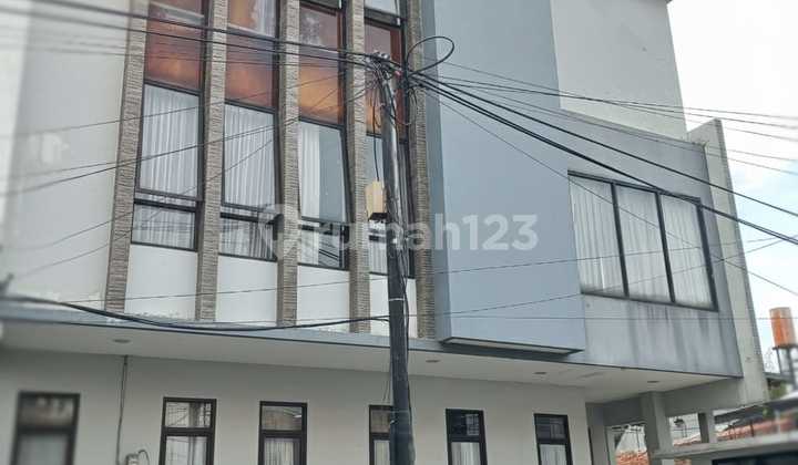 Kost 4 Lantai Siap Huni di Bendungan Hilir, Jakarta Pusat