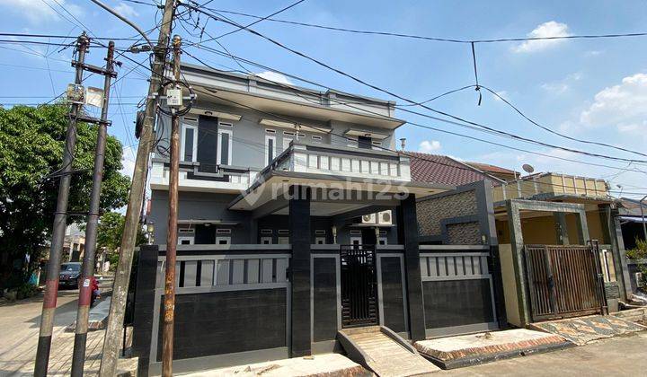 Rumah 2 Lantai Bagus SHM di Perumahan Bekasi Timur Regency, Bekasi 1