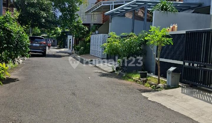 2-Story Boarding House Flood-Free Near Shopping Center Ready to Occupy in Taman Pulo Indah, East Jakarta 2