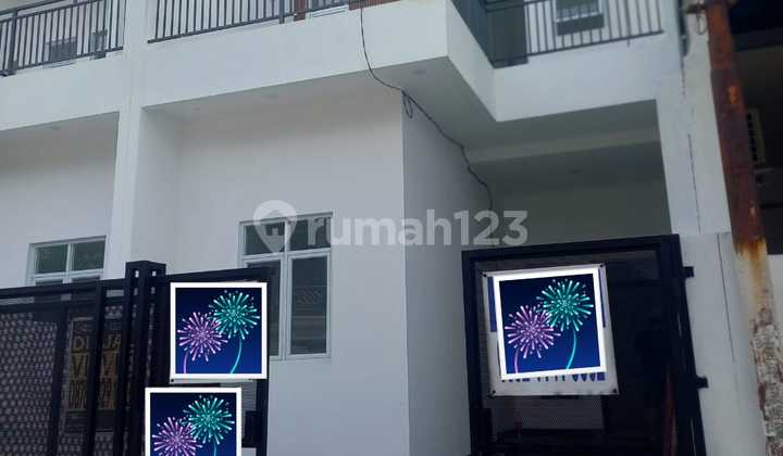 Rumah Baru Bagus Hook Siap Huni di Harapan Indah, Bekasi (momhanshi)