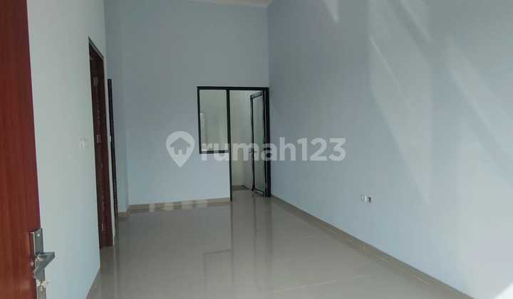 Rumah Bagus HGB Cluster Volendam, Bekasi Rumah Bagus HGB Cluster Volendam, Bekasi