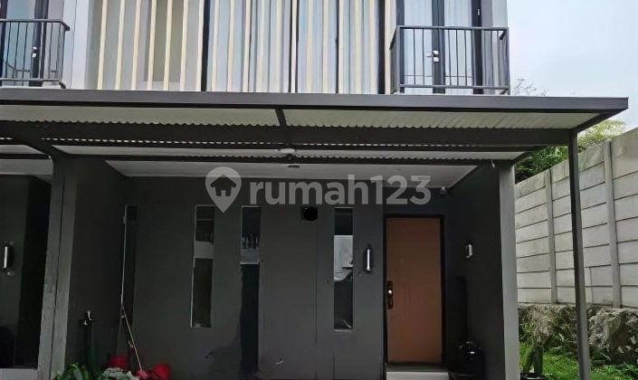 2-Story House with PPJB Near Toll Access and Shopping Center in Z Living Grand Wisata Cluster, Bekasi 2-Story House with PPJB Near Toll Access and Shopping Center in Z Living Grand Wisata Cluster, Bekasi