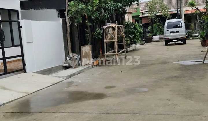 Rumah 2 Lantai SHM di Pesona Anggrek, Bekasi 2