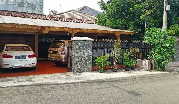 Rumah Luas 402 Mtr di Gudang Peluru Tebet Jakarta Selatan