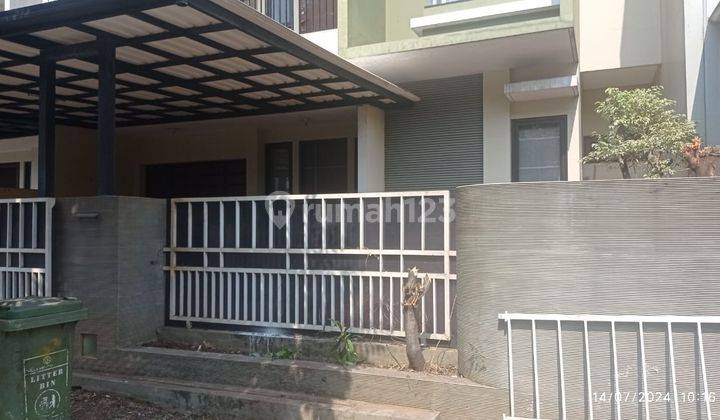 Rumah 2 Lantai Bagus Furnished di Villa Meutia Kirana, Bekasi 1