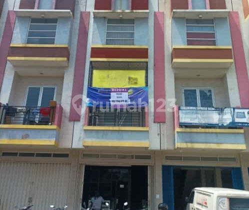 For Sale, Cheap, Good Shop-House by the Road in Cut Mutia, Bekasi (sushi) 1