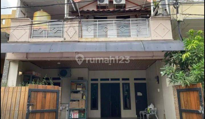 Rumah 2 Lantai Bagus di Bintara, Bekasi 1