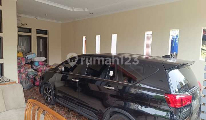 Dijual Rumah di Cluster Aralia, Harapan Indah 2