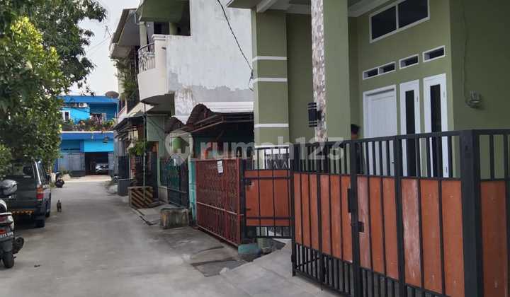 Rumah Sudah Renovasi Unfurnished SHM di Pondok Ungu Permai, Bekasi 8