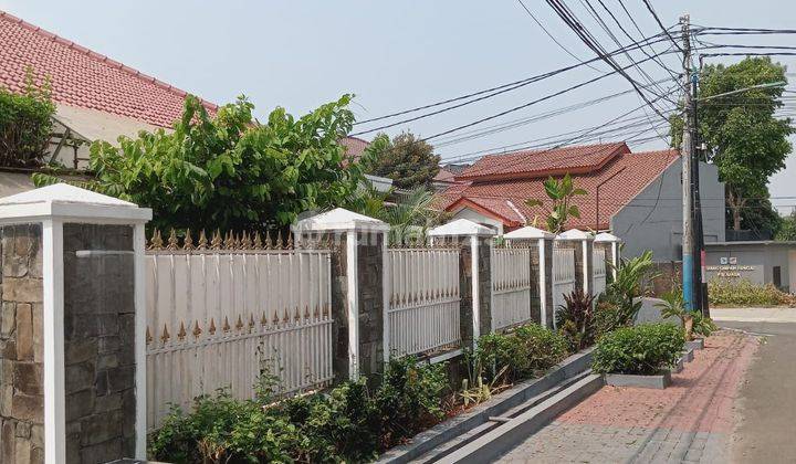 Rumah hook dan nyaman di jatiwaringin  jakarta timur  1