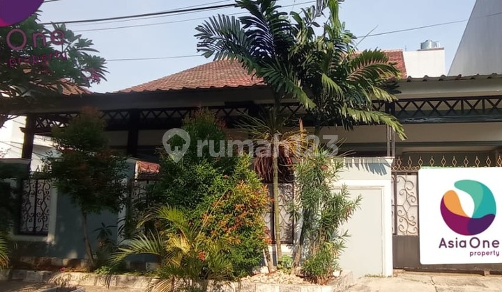 For Rent 1.5-story House in Kayu Putih, Semi-furnished