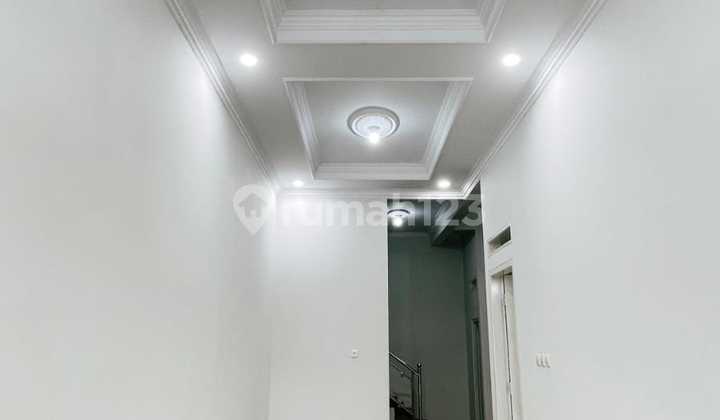 Dijual rumah di sektor v pondok ungu permai 2