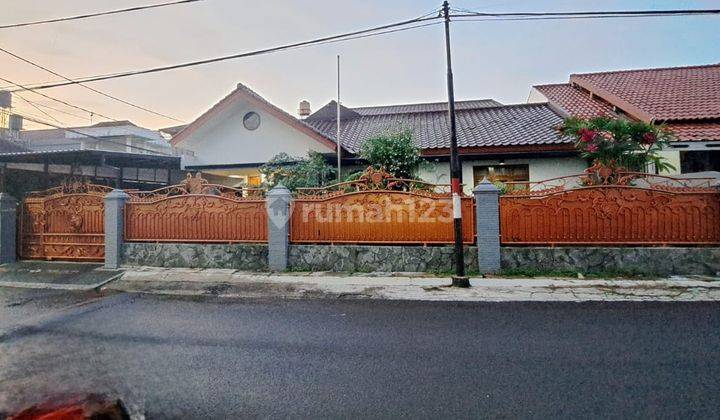 Dijual Rumah di Jatiwaringin Jl Elang Malindo 1