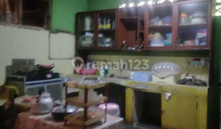 Dijual rumah luas dalam komplek daerah Jatiwaringin Jakarta Timur 2