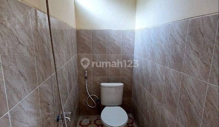Rumah 2 lantai bagus unt ruko, Akses mudah dgn kreta dan tol. 12