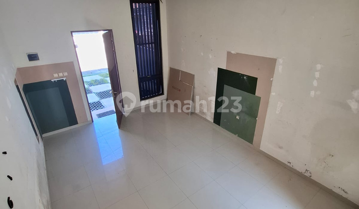 For Sale: Commercial Building in Cikoneng Bojongsoang 1