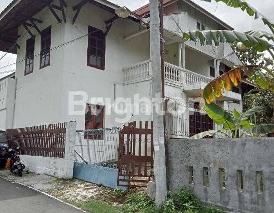 RUMAH BANGUNAN BELANDA  MASIH TERAWAT DAN APIK, COCOK UNTUK CAFE ATAU GUEST HOUSE ,LOKASI GOMBEL LAMA SEMARANG 1