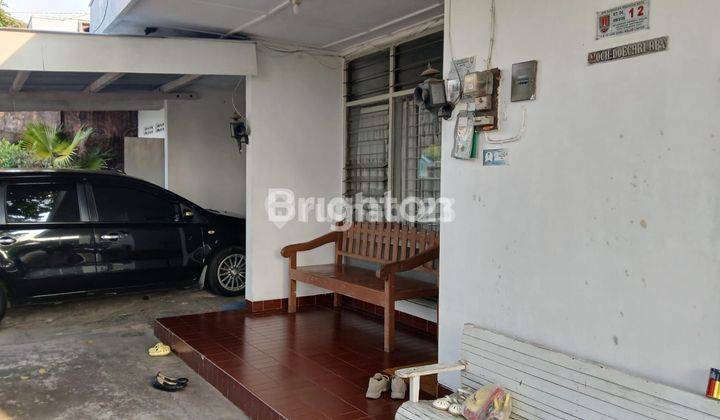 RUMAH LAMA YANG DIHITUNG HARGA TANAH, DILINGKUNGAN PERUMAHAN YANG NYAMAN DAN SECURITY 24 JAM, DEKAT DENGAN JL SETIABUDI - SEMARANG 2