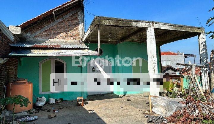 SEGERA  RUMAH HANYA DIHITUNG TANAH, LINGKUNGAN PERUMAHAN , LOKASI MANYARAN - SEMARANG 1