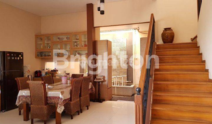 TURUN HARGA, RUMAH SEMI FURNISH CANTIK TERAWAT DAN NYAMAN, RUMAH MINIMALIS LOKASI DEKAT DENGAN JAVA MALL  SEMARANG 2