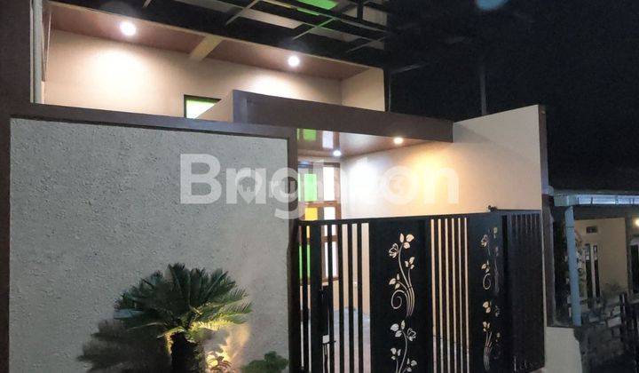 TURUN HARGA NICH, RUMAH CANTIK SEMI FURNISH DI TENGAH KOTA SEMARANG LOKASI PEDURUNGAN 1