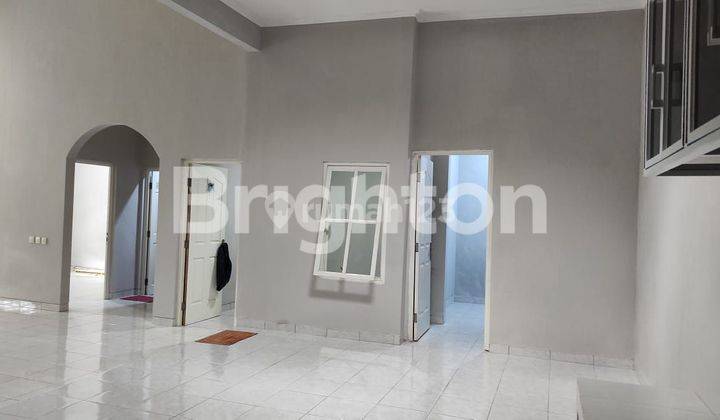 TURUN HARGA ,RUMAH SEMI FURNISH SIAP DI HUNI DI PERUMAHAN CLUSTER GRAHA PADMA SEMARANG 2