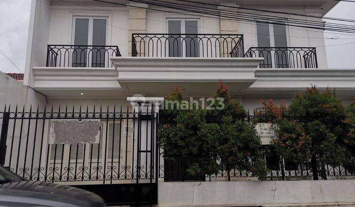 Dijual Rumah Bagus, Mewah, Strategis di Curug Raya, Pondok Kelapa, Jakarta Timur 1