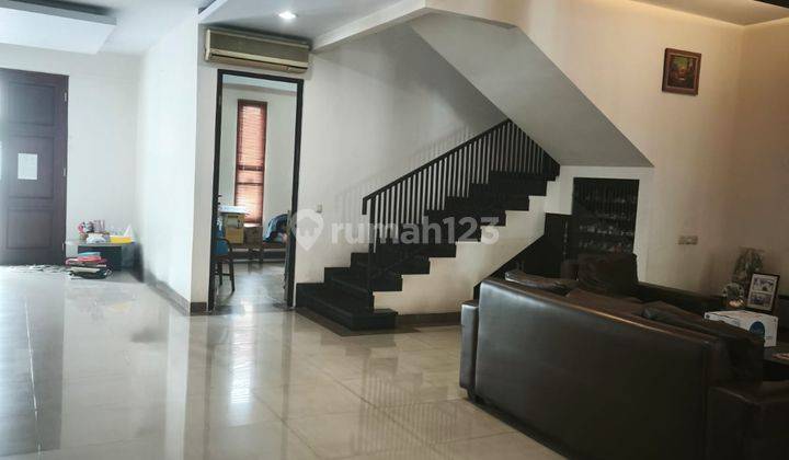 Dijual Rumah 2 Lantai di Janur Indah Kelapa Gading Jakarta Utara 2