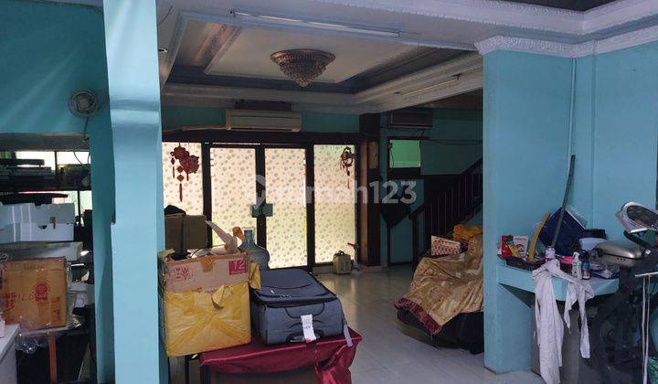 foto lainnya jual rumah besar ex kos2an