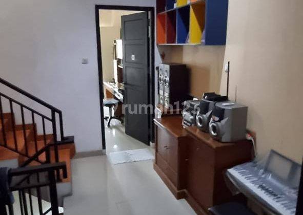 Dijual Rumah 3 Lantai di Gelong Baru Tomang Jakarta Barat 2