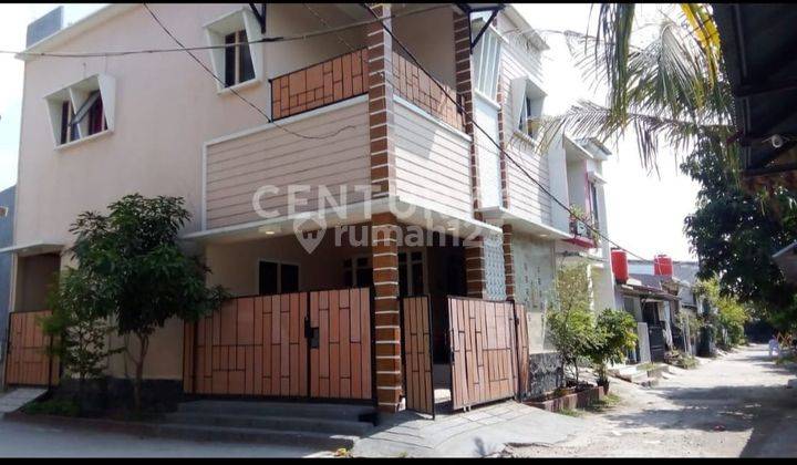 Dijual Rumah 2½lt  Hook cantik, Di Villa Mahkota Indah 1