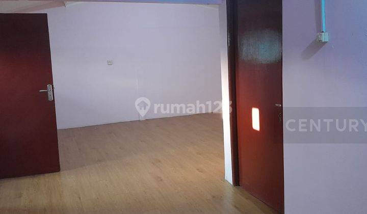 Rumah 2 1/2 Lantai Di Harapan Indah Bekasi Lt 96/210 2