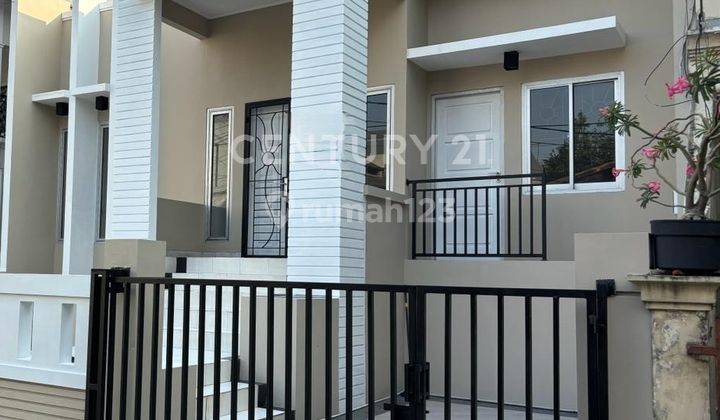 Rumah Cantik Di Kelapa Gading Simponi 1¼ Lantai Lokasi Strategis Lt 135 1