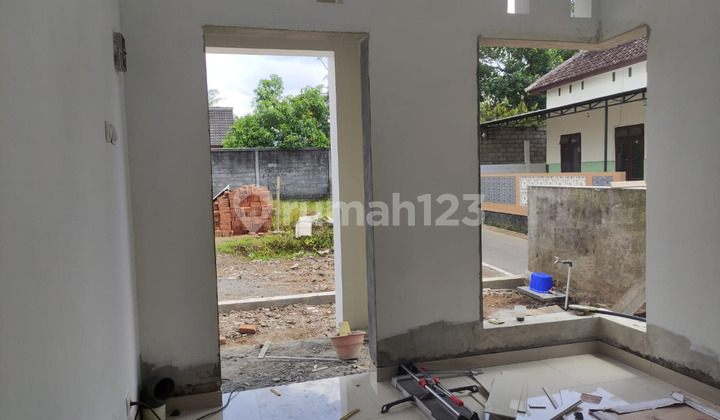 DIJUAL RUMAH MURAH DEKAT SMA TARUNA DI MAGELANG
 4