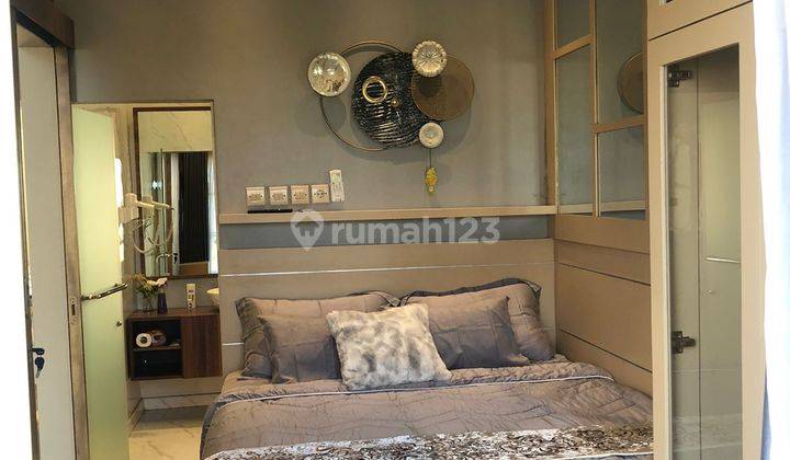 Miliki Segera Rumah Mewah 2 Lantai Siap Huni Full Furnished 8