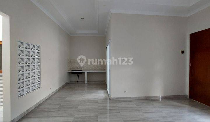 Dijual Rumah Cantik Siap Huni Dekat Sekolah Budi Mulia 7