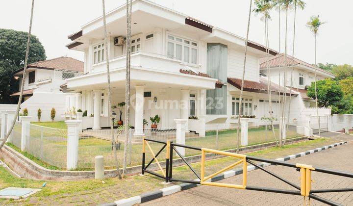 Rumah Mewah Bergaya Klasik Dengan Fasilitas Lengkap Di Cinere Mas 2